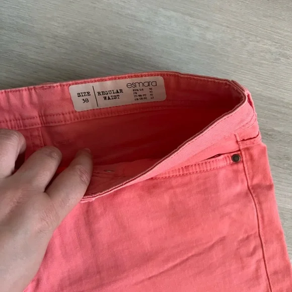 Jeans shorts - Picture 2 of 3